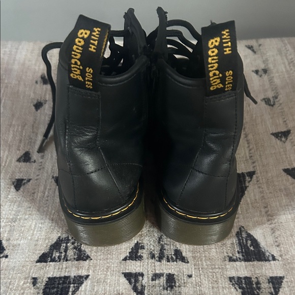 Dr. Martens Black Kids Leather Boots - Picture 3 of 6